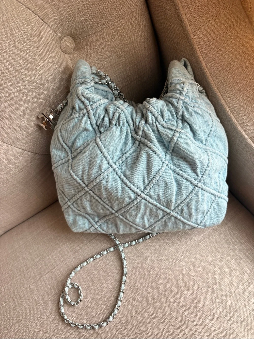 Tory Burch Light Blue Quilted Drawstring Shoulder Bag with Chain Strap- Like New - Picture 7 of 7